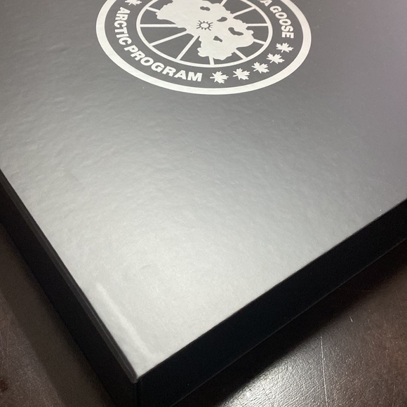 🆕🇨🇦 NEW!! Canada Goose Large Jacket Box cover 📦 - Picture 4 of 10
